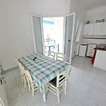 Mimose Baia Apartament *